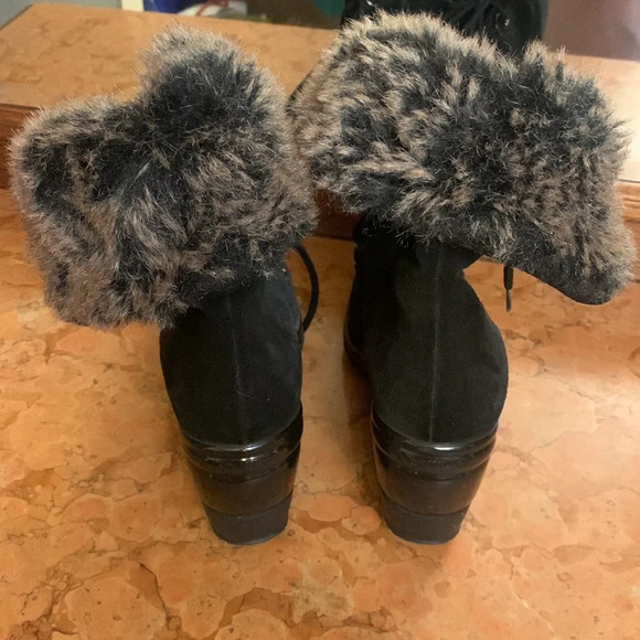 Aquatalia Brass Weatherproof Fur Lined Boots 8 - Picture 4 of 8